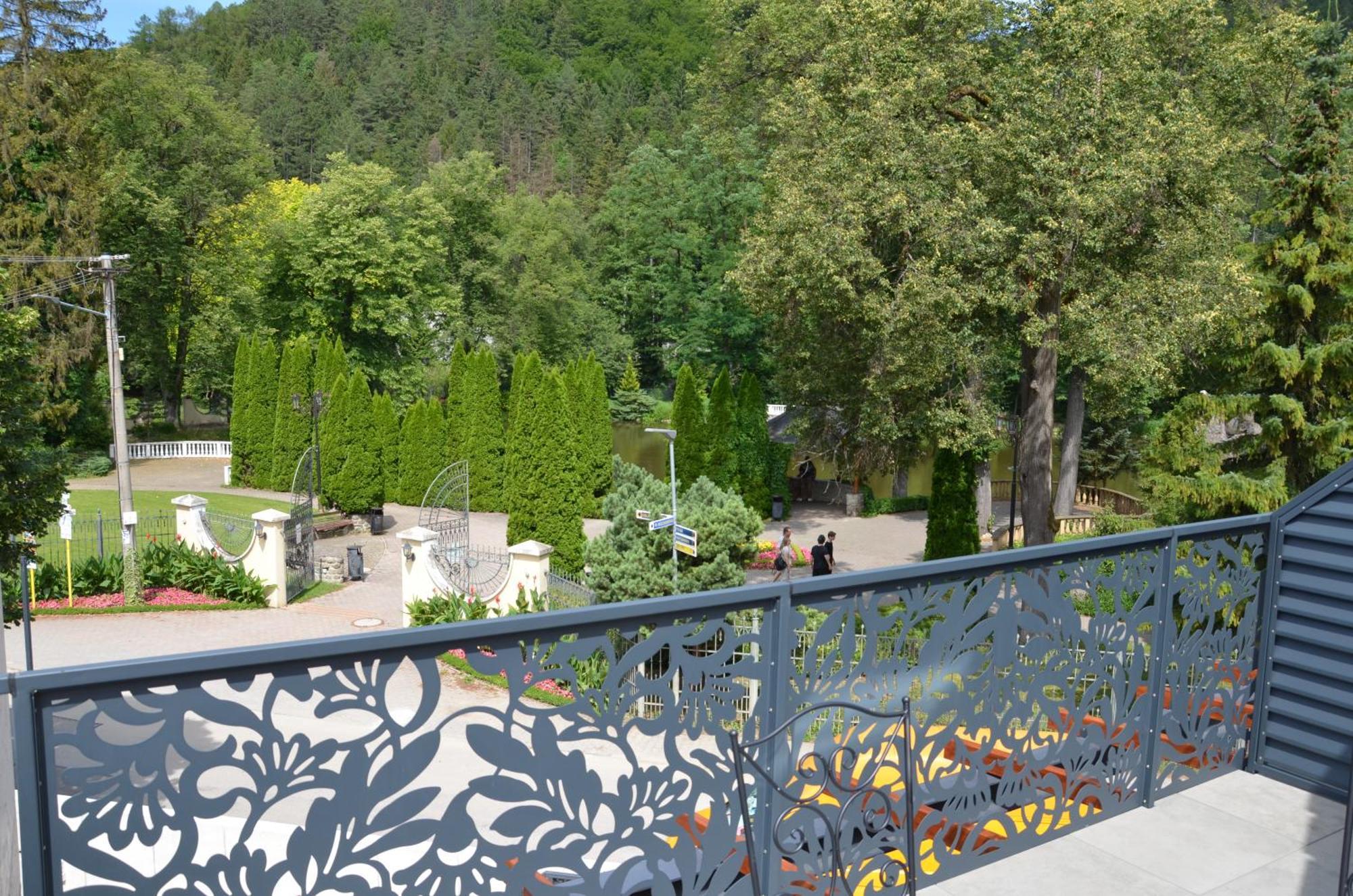 Floravilla Rajecké Teplice Exterior photo